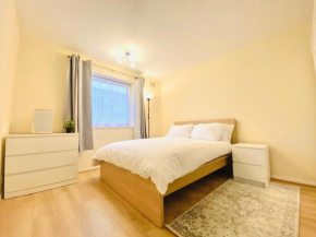 Modern two bedroom Apartment near Wembley stadium by Leda Homes